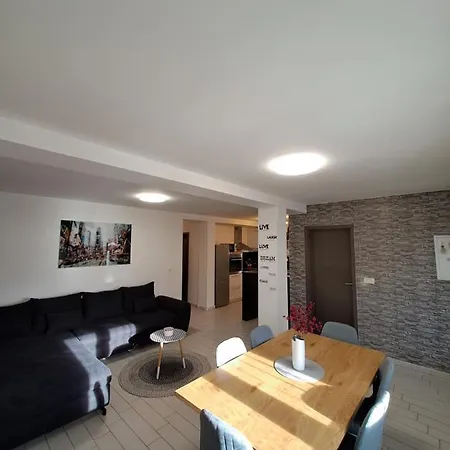 Apartman Leilani Апартаменты Задар